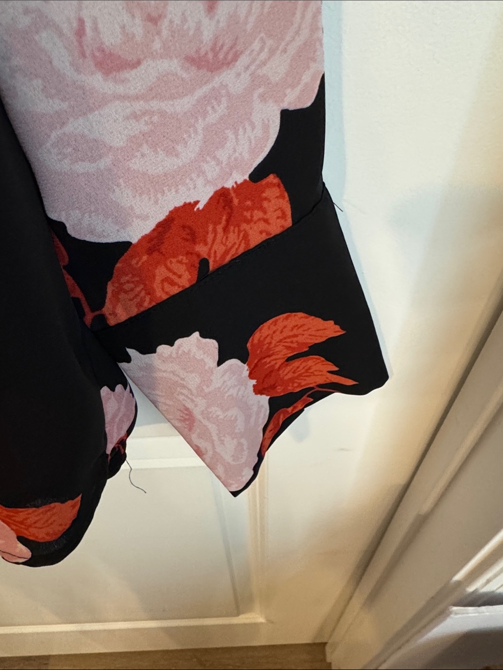Who What Wear Black Button-Down Top with Pink and Red Floral Print - Picture 5 of 9